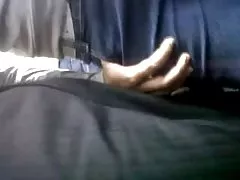 ອອນໄລນ໌ຄອ sexy ຊາວຫນຸ່ມມີຄູ່ຜົວເມຍໃນຫນຶ່ງໃຫຍ່ນອນ